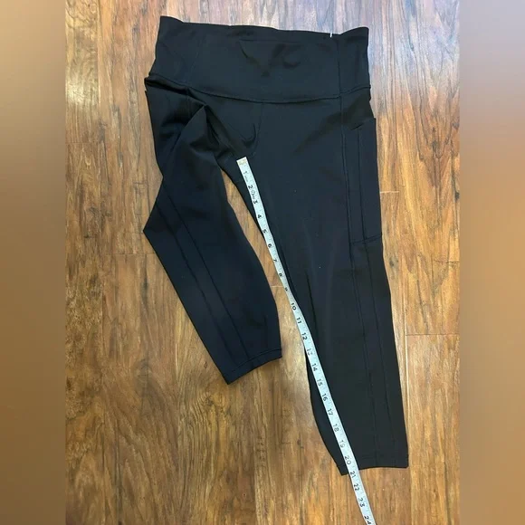 Athleta Ultimate Stash 7/8 Tights Black Stretch Activewear - Picture 6 of 8